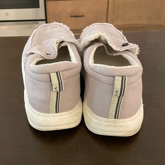 Vionic Beach Mens Seaview Gray Canvas Slip-On Sneakers Shoes Size 13 - Picture 4 of 5